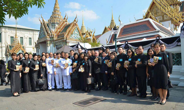 ไทยพีบีเอสร่วมเป็นเจ้าภาพในการบำเพ็ญกุศลสวดพระอภิธรรมพระบรมศพ พระบาทสมเด็จพระปรมินทรมหาภูมิพลอดุลยเดช