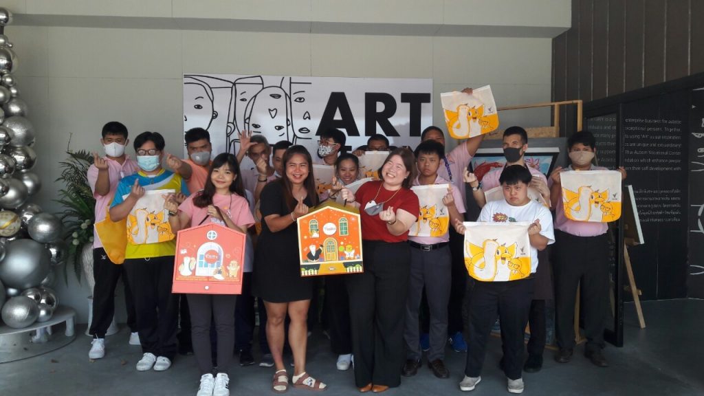 ไทยพีบีเอส มุ่งส่งเสริมการเรียนรู้ ผ่านชุดการเรียนรู้ Thai PBS Learning Shelf ส่งมอบประจำเดือนสิงหาคม 350 ชุด ทั่วประเทศ