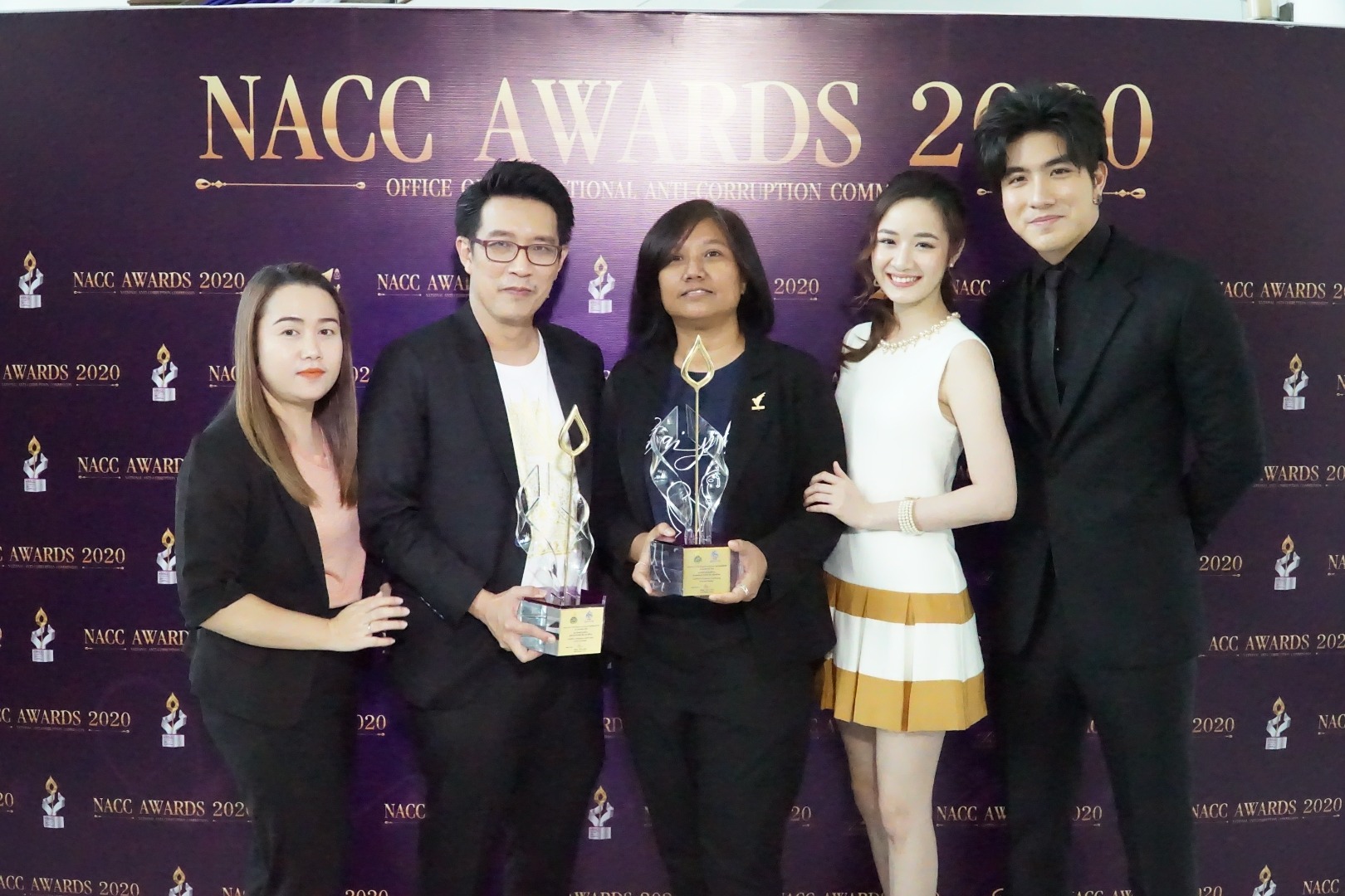 ไทยพีบีเอส คว้า 3 รางวัลช่อสะอาด ปี 2563 จากละครคู่ซ่าคดีป่วน และ Big Story เรื่องใหญ่ไทยพีบีเอส