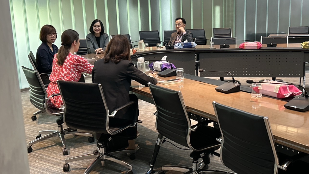 RT สื่อรัสเซีย เข้าพบ ผอ.ส.ส.ท. หารือแลกเปลี่ยนเนื้อหารายการ-ผู้สื่อข่าวพิเศษ